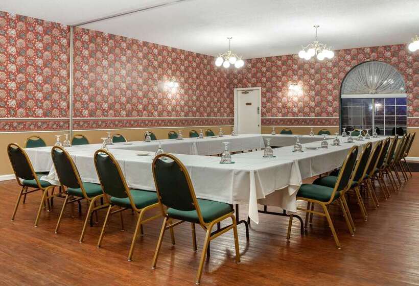 Wintergreen Hotel & Conference Center