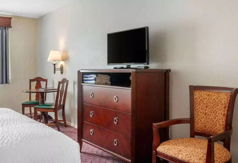 Wintergreen Hotel & Conference Center