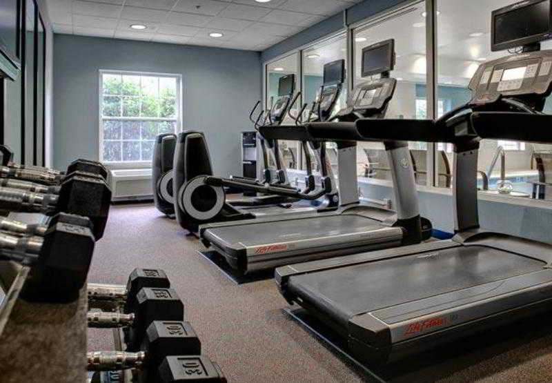 בית מלון כפרי Courtyard Chapel Hill