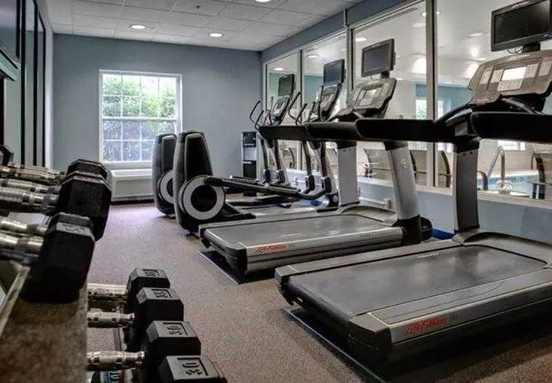 ホテル Courtyard Chapel Hill