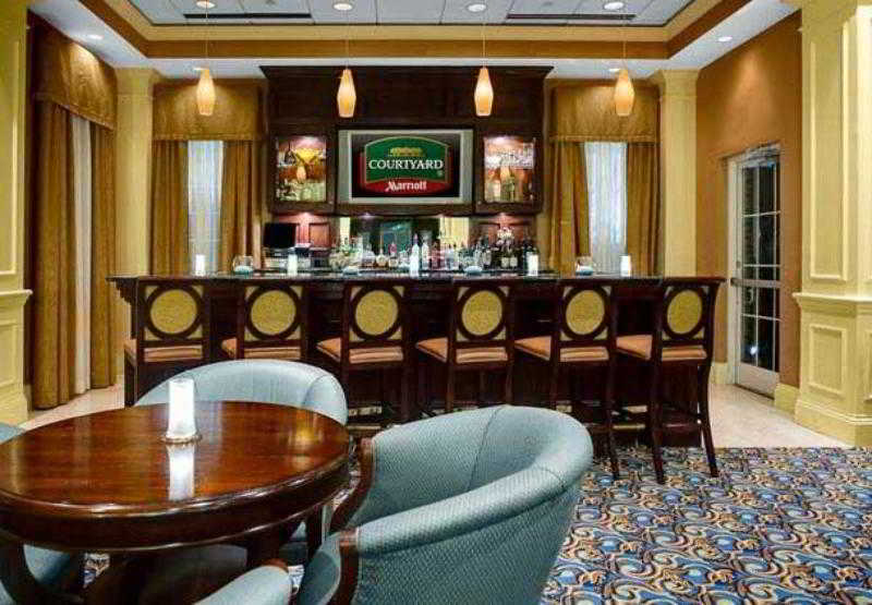 בית מלון כפרי Courtyard Chapel Hill