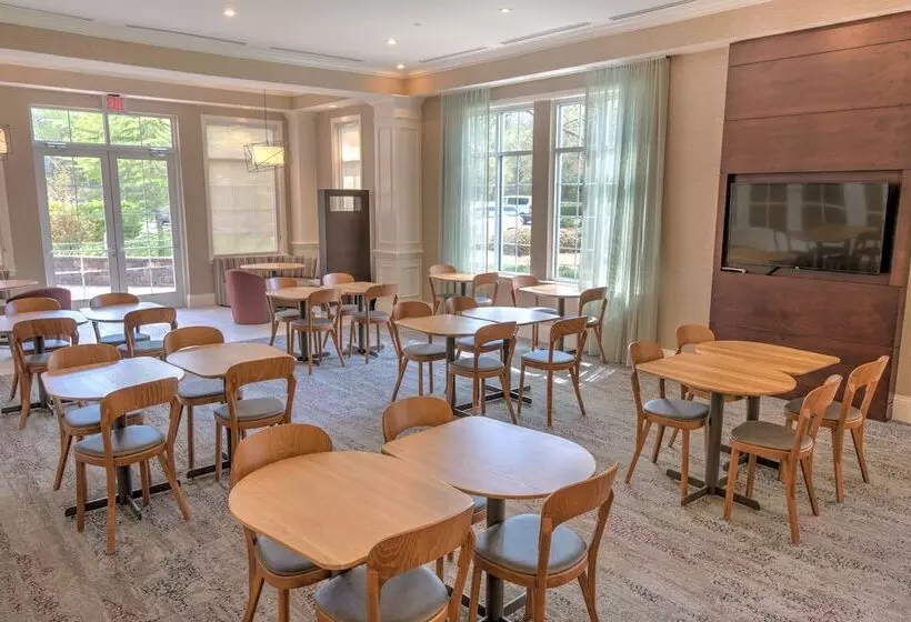 ホテル Courtyard Chapel Hill