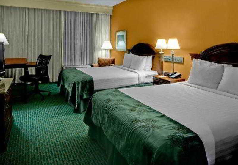 בית מלון כפרי Courtyard Chapel Hill