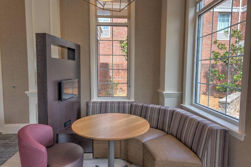 בית מלון כפרי Courtyard Chapel Hill