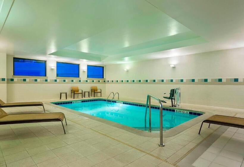 فندق Courtyard By Marriott Little Rock Downtown