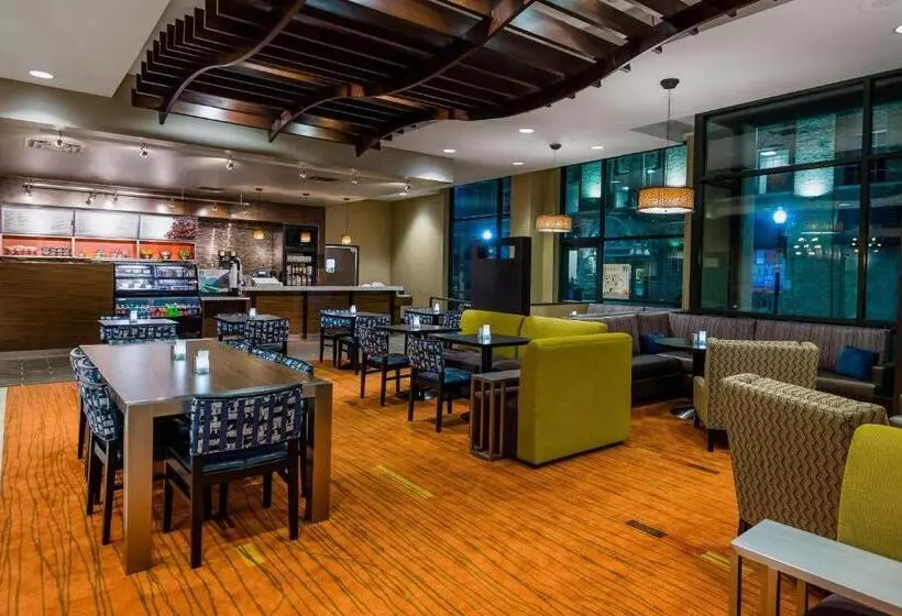 호텔 Courtyard By Marriott Little Rock Downtown