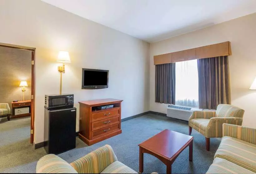 호텔 Days Inn By Wyndham Budd Lake