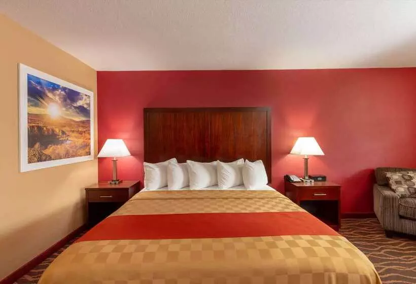 ホテル Rosewood Inn And Suites
