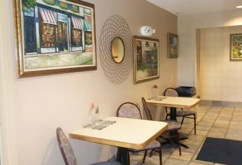 ホテル Econo Lodge