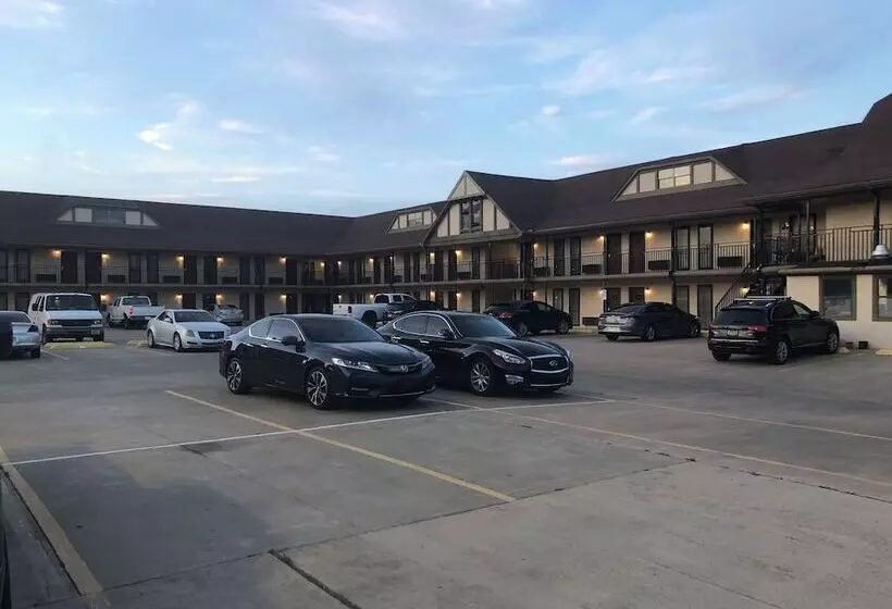 ホテル Executive Inn