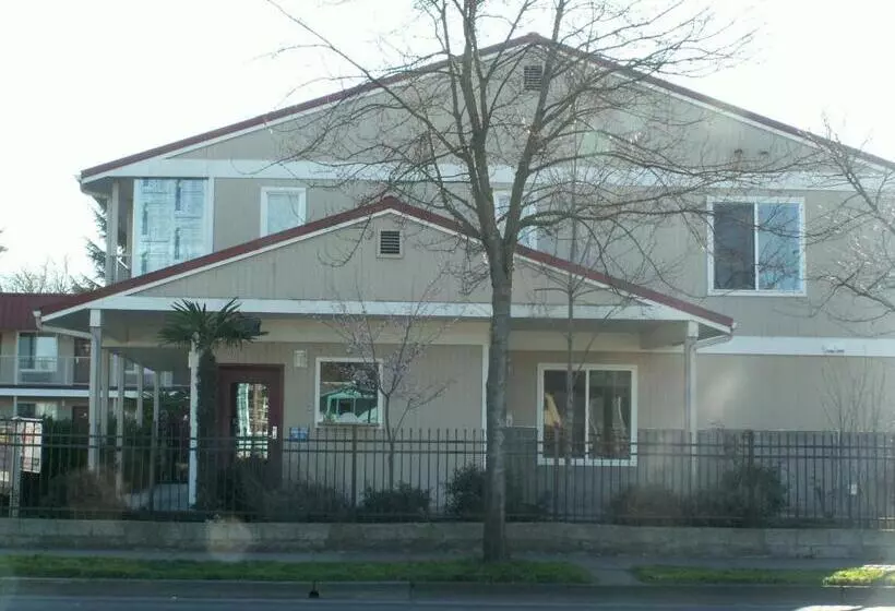 Hôtel Express Inn & Suites Eugene