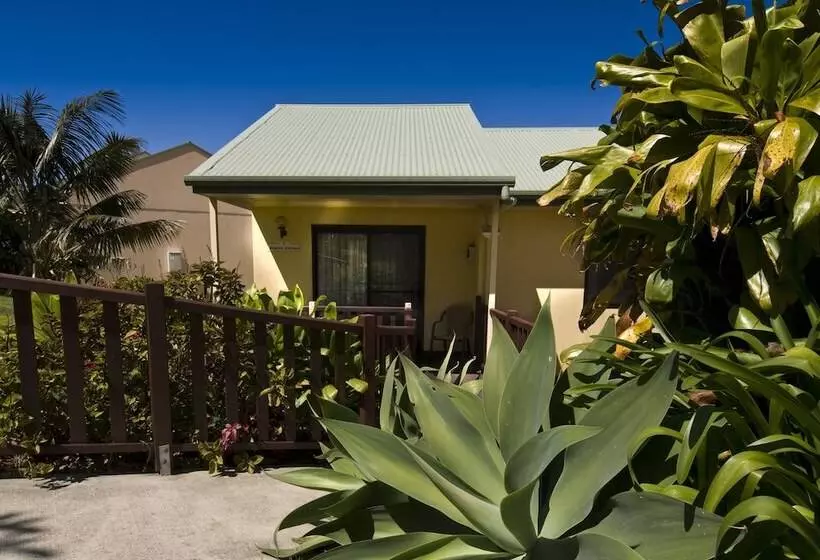 هتل Governors Lodge Resort