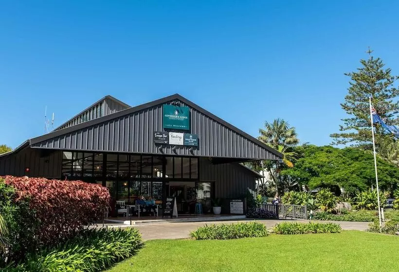 هتل Governors Lodge Resort