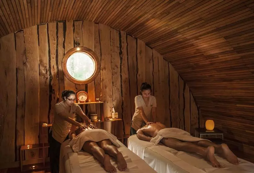 Hotel Huilo Huilo Nawelpi Lodge