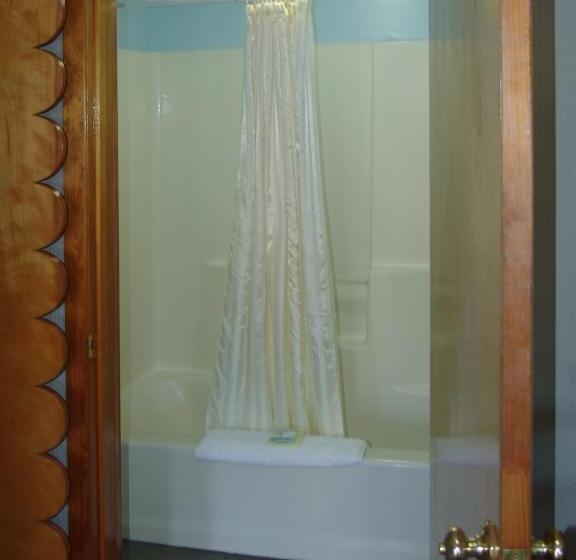 فندق The Inn At Salmon Creek