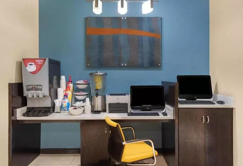 Otel La Quinta By Wyndham Oxford Anniston