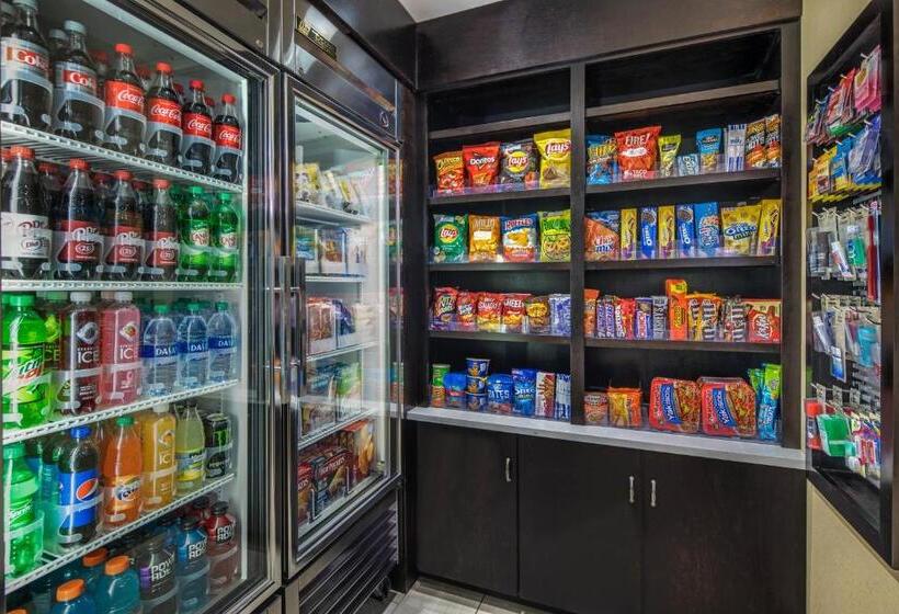 Отель La Quinta By Wyndham Oxford   Anniston