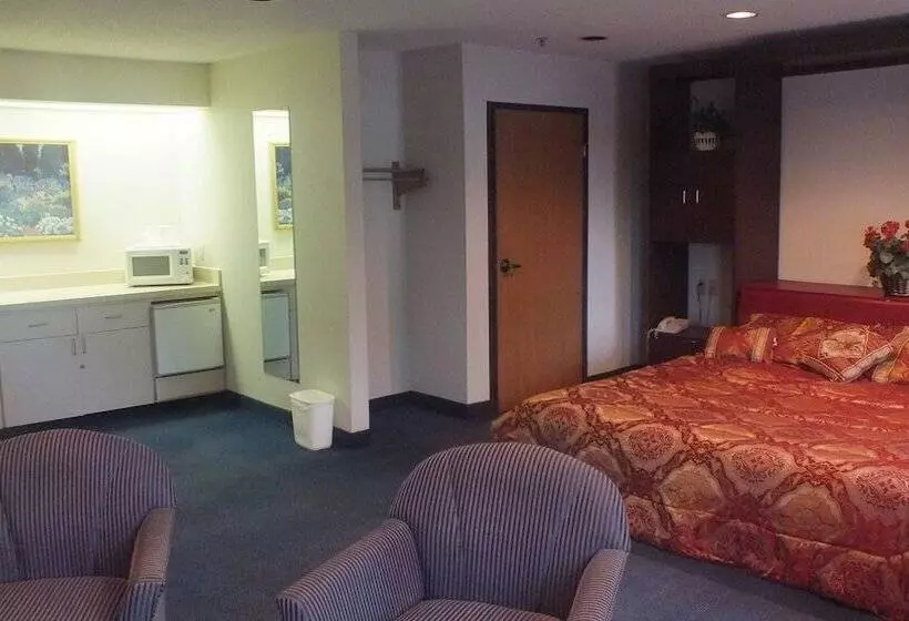 Отель Quality Express Inn & Suites