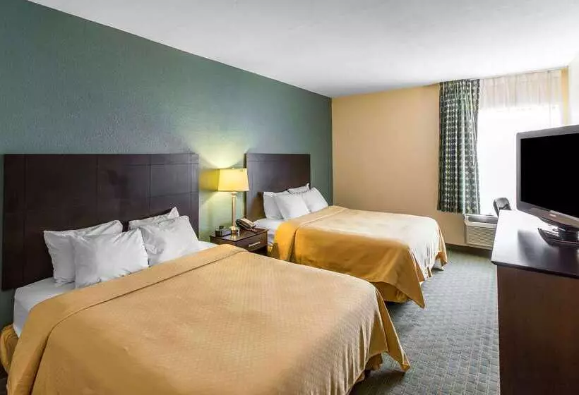Отель Quality Inn