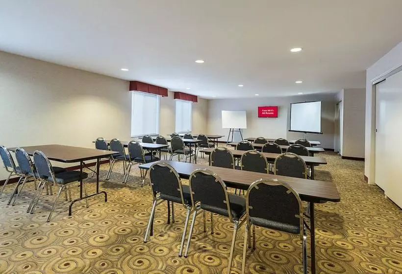 호텔 Red Roof Inn Etowah – Athens, Tn