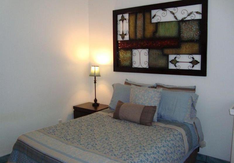 בית מלון כפרי The Pershing Suites