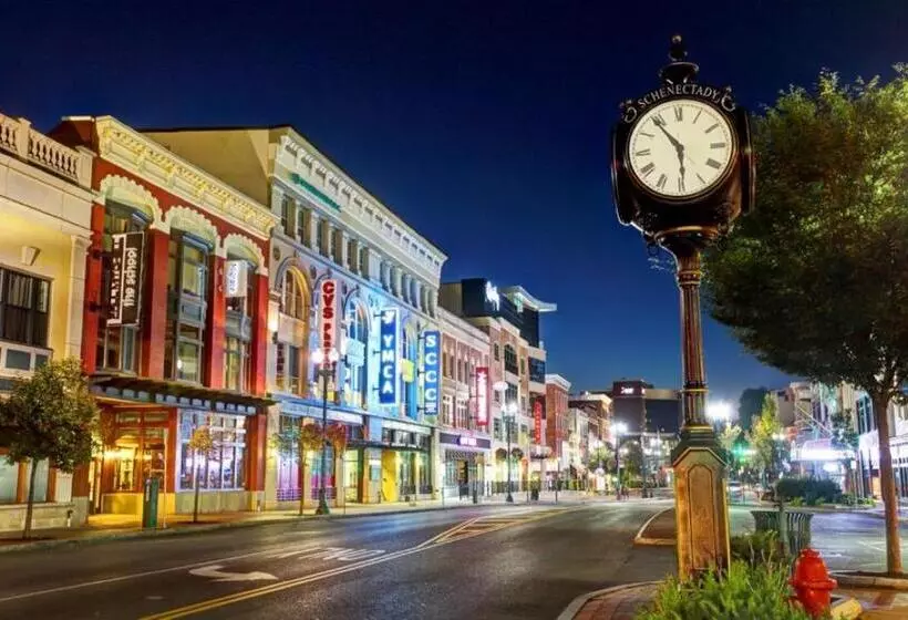 호텔 The Stockade Inn