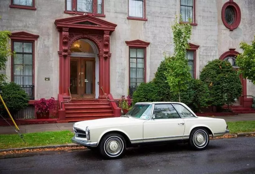 호텔 The Stockade Inn