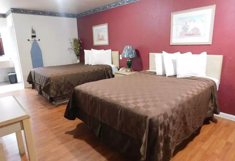 فندق على الطريق Eagle Pass Inn