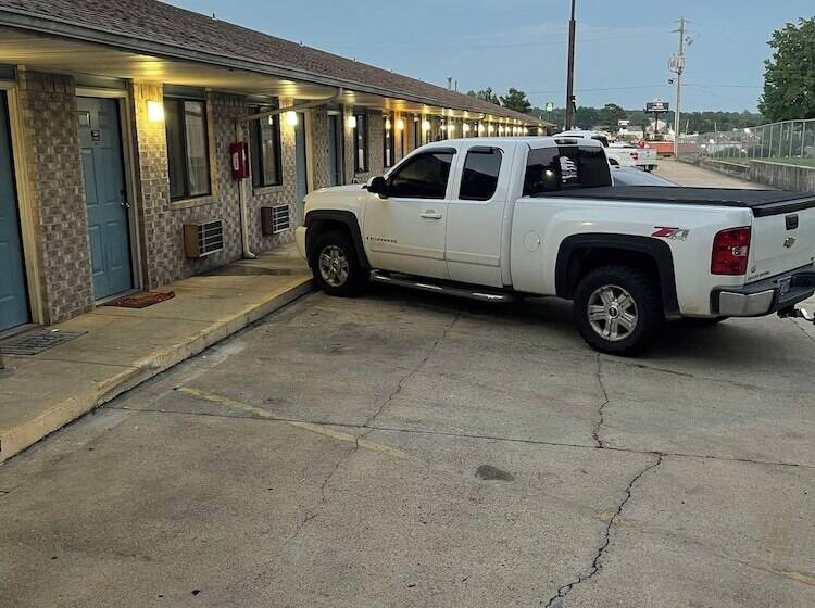 מוטל Executive Inn Of Mountain Home