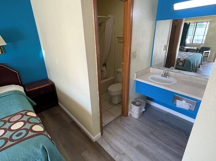 מוטל Executive Inn Of Mountain Home