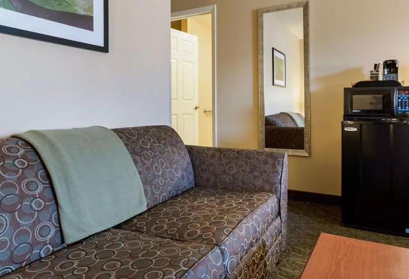 Motel 6 Junction, Texas   Llano River