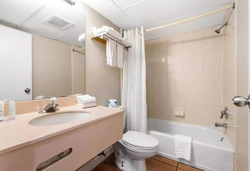 Tidelands Caribbean Boardwalk Hotel And Suites