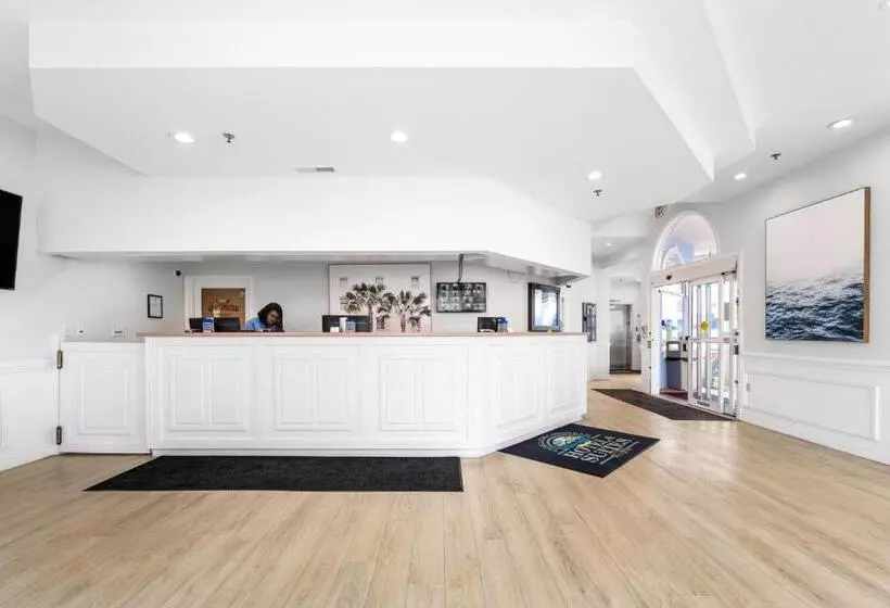 Tidelands Caribbean Boardwalk Hotel And Suites