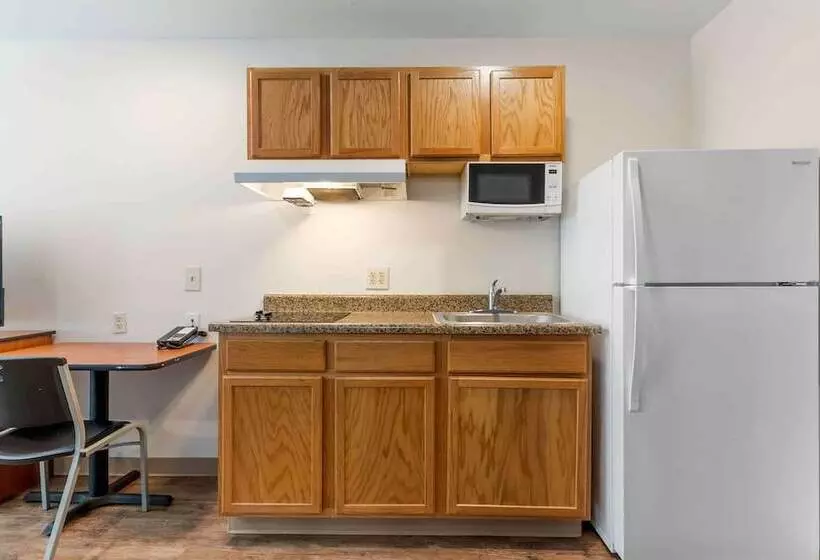 Extended Stay America Select Suites  Fayetteville  I49