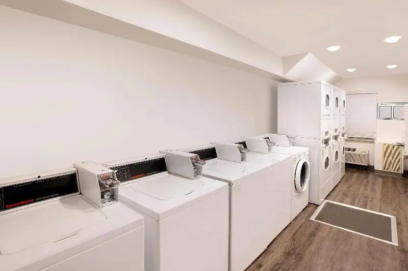 Extended Stay America Select Suites  Fayetteville  I49