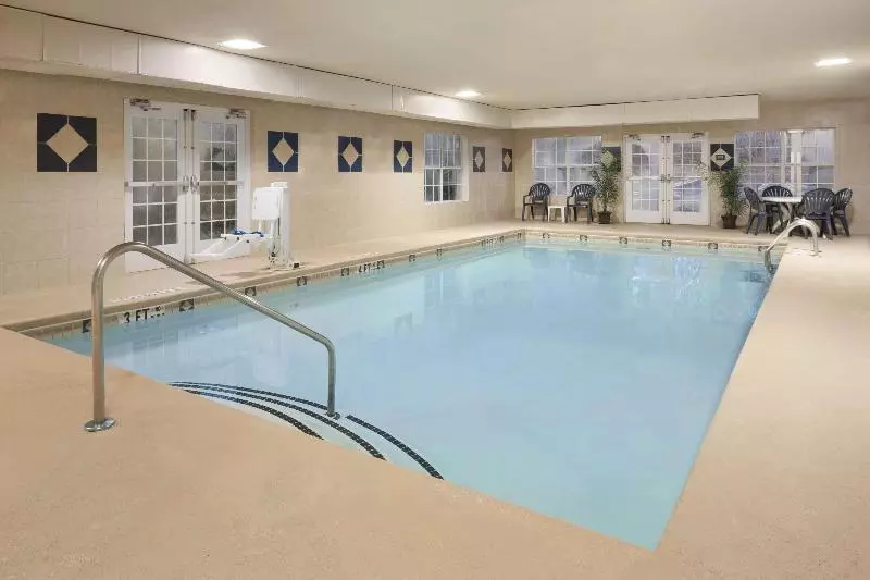 호텔 Comfort Inn & Suites