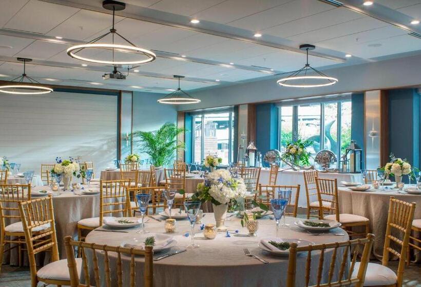 酒店 Courtyard Burlington Harbor