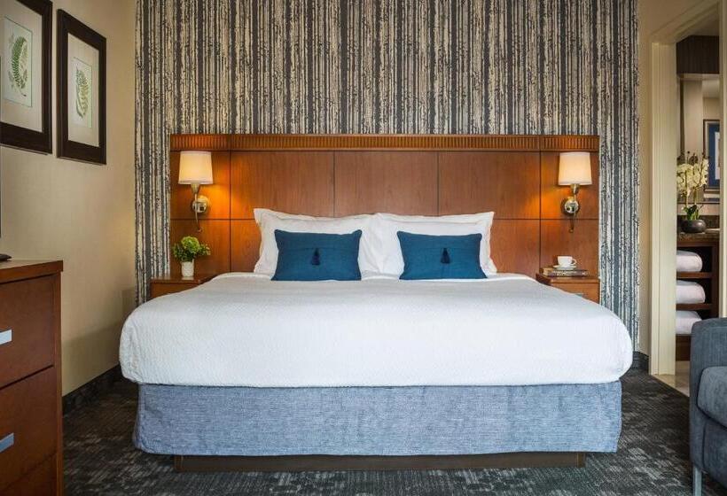 酒店 Courtyard Burlington Harbor