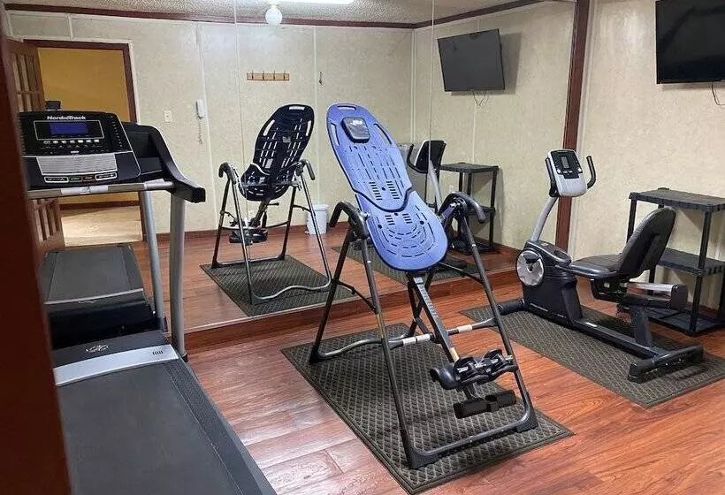 호텔 Rose City Inn & Suites