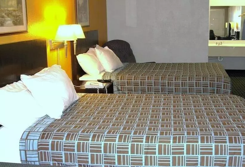 Отель Express Inn & Suites