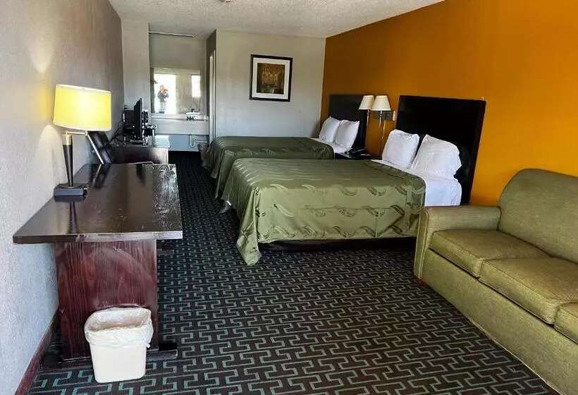 Отель Express Inn & Suites