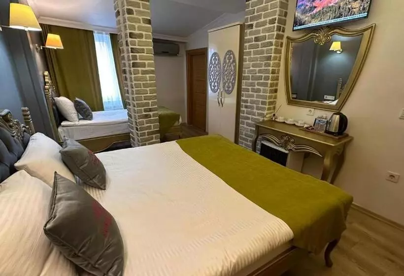 Ethnica Hotel Old City