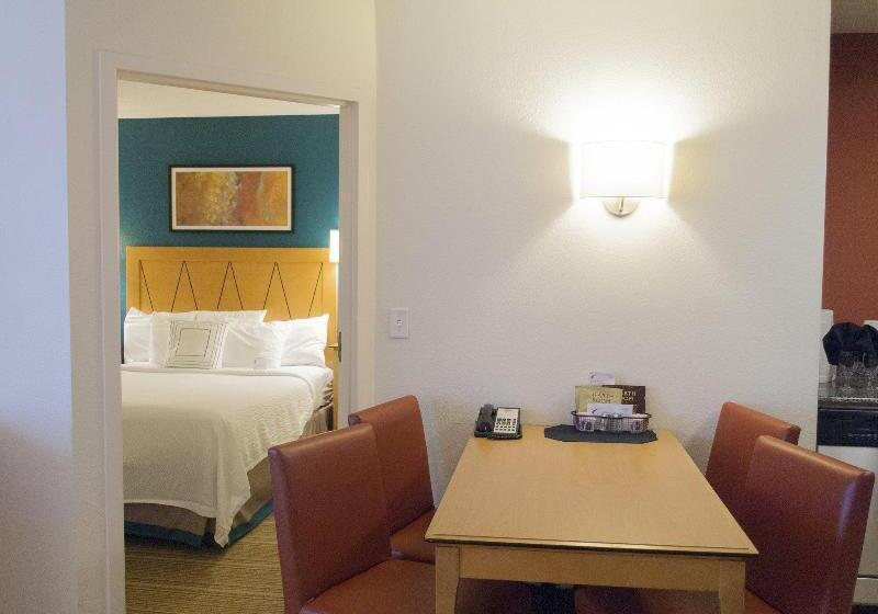 Отель Residence Inn By Marriott Harrisburg Carlisle