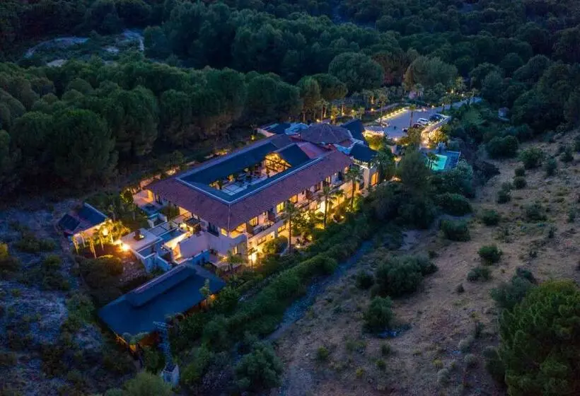 ホテル Shanti Som