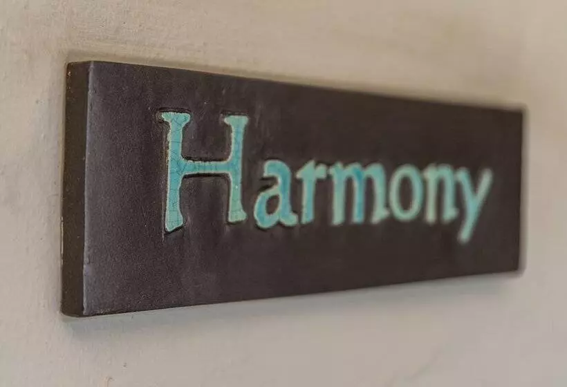 ホテル Shanti Som