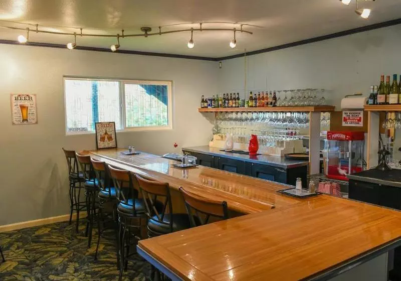 ホテル The Harbor Lights Inn