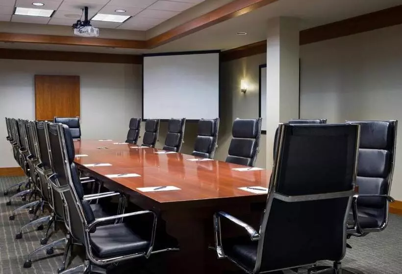 בית מלון כפרי The Westin Minneapolis