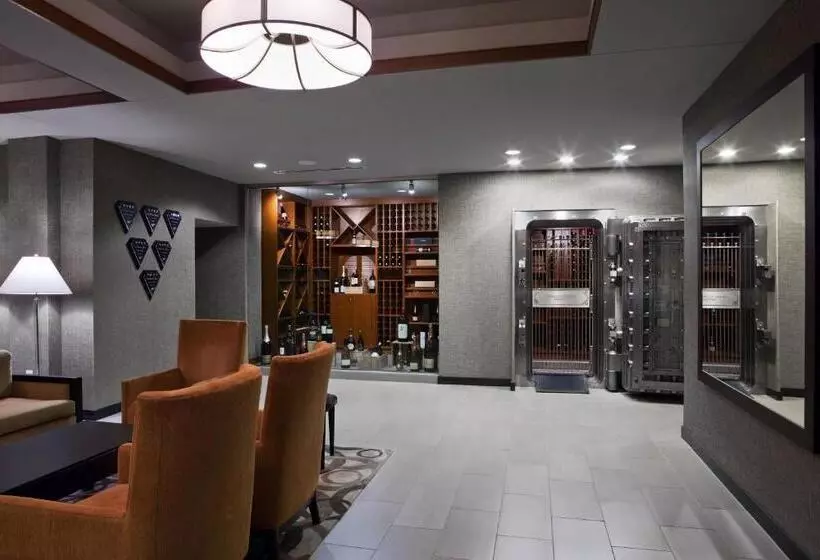 בית מלון כפרי The Westin Minneapolis