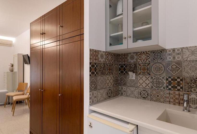 בית מלון כפרי Villa Basil