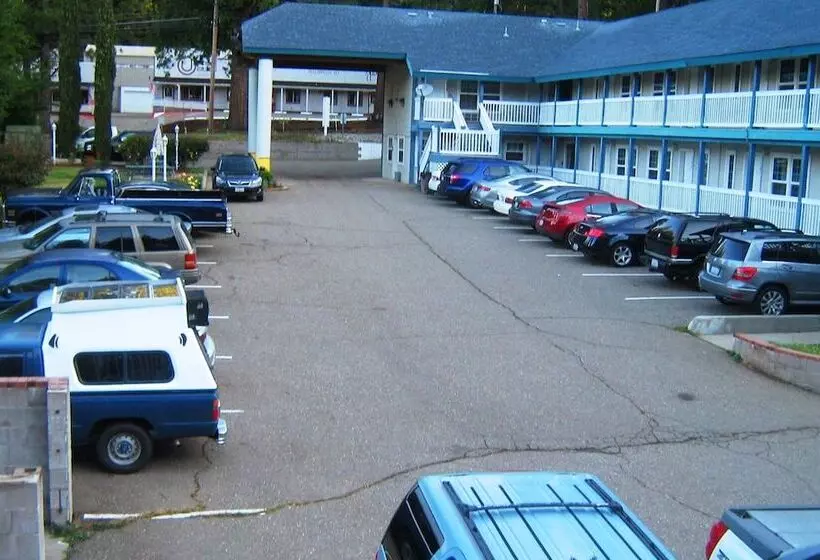 Отель Westhaven Inn